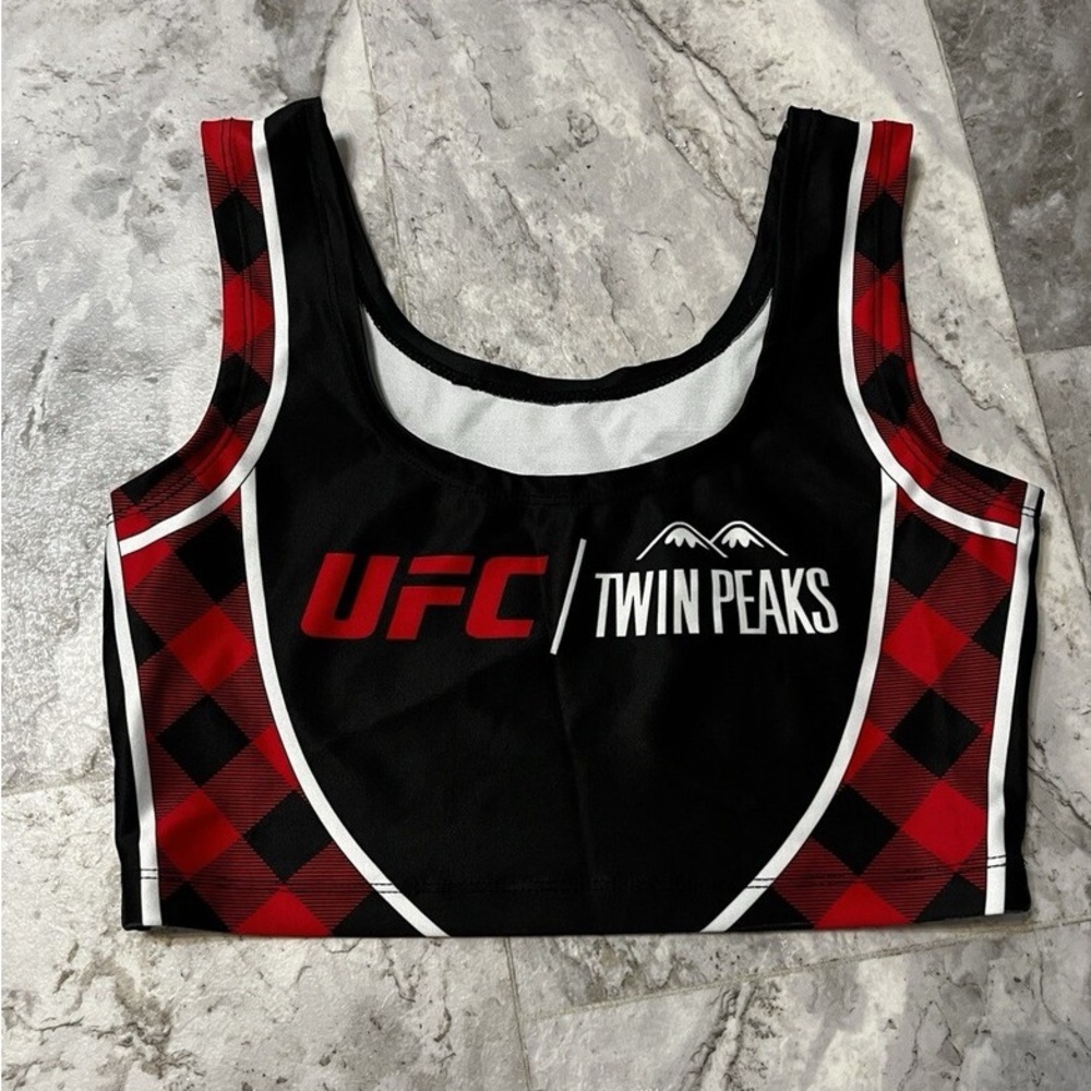 Twin Peaks x UFC Official Uniform Crop Top 🔴⚫